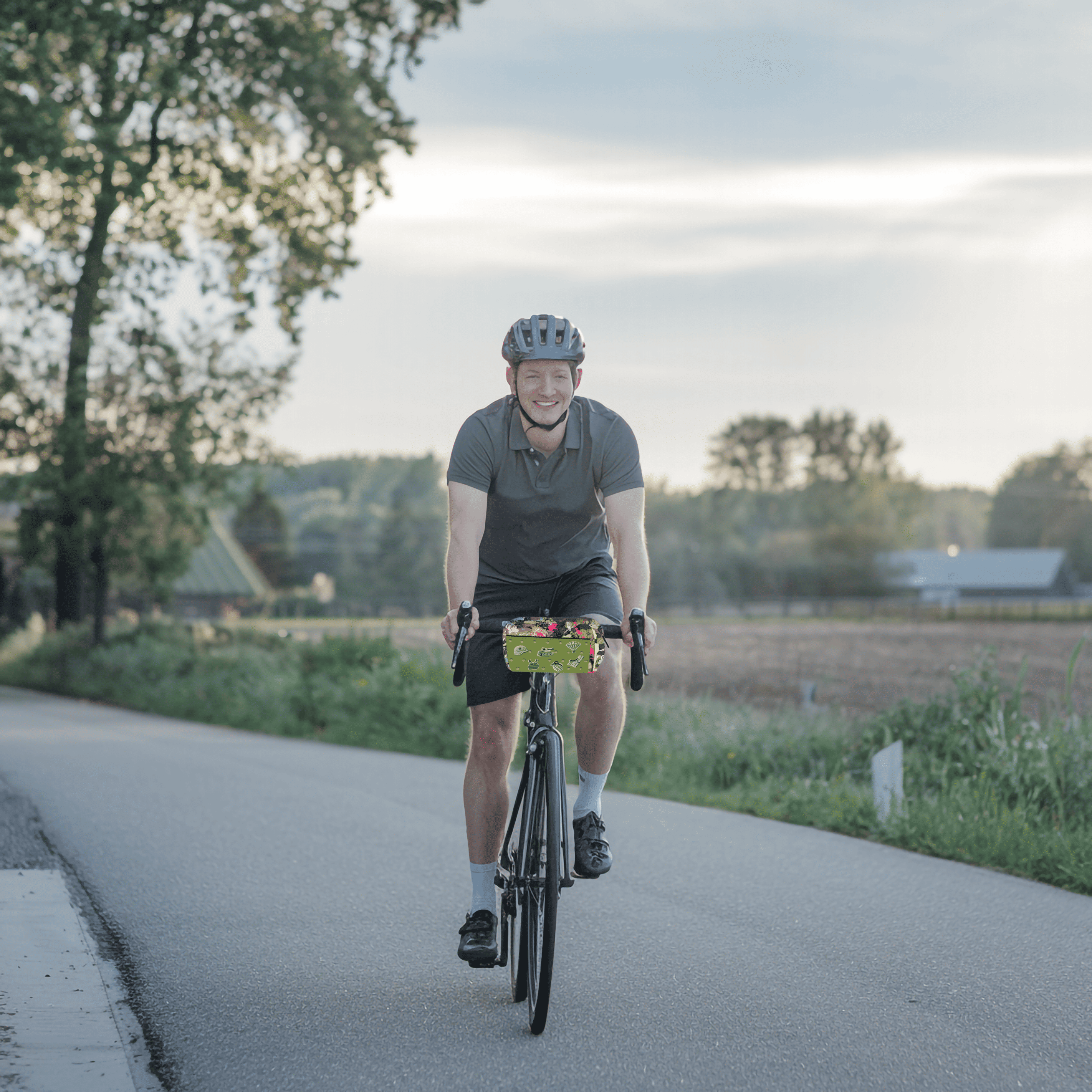 man riding a bicycle About How to Customize Your Charm Bike Bag to Reflect Your Style
